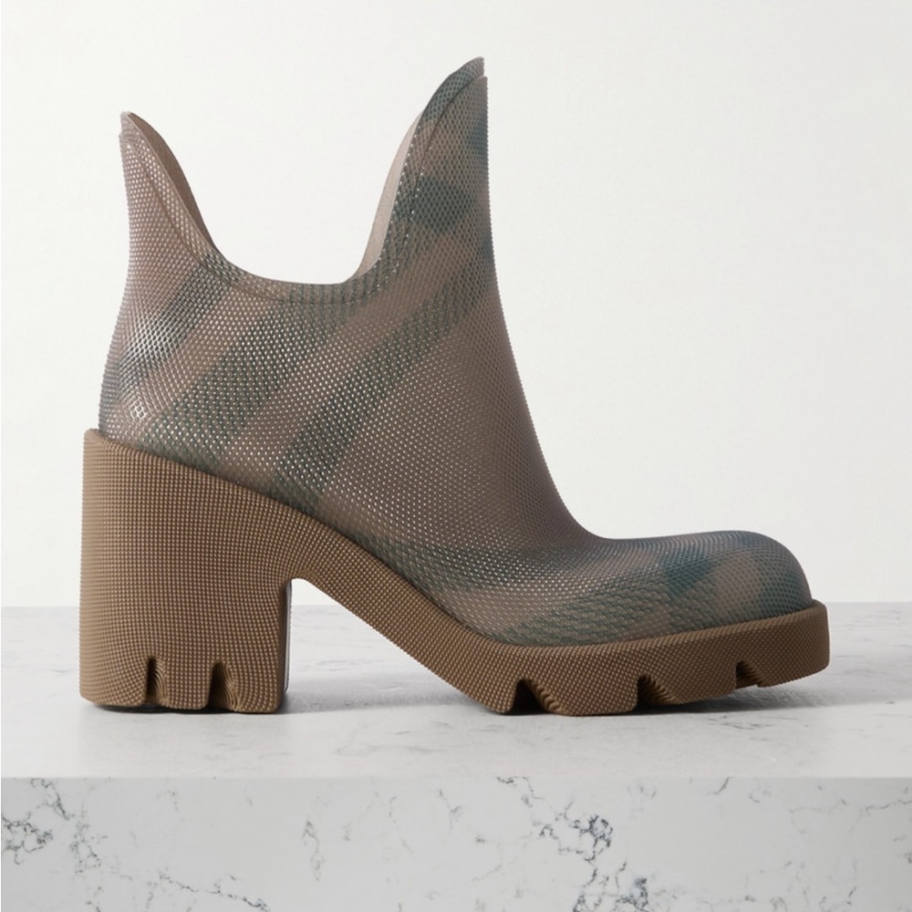 BURBERRY Checked TPU Ankle Boots